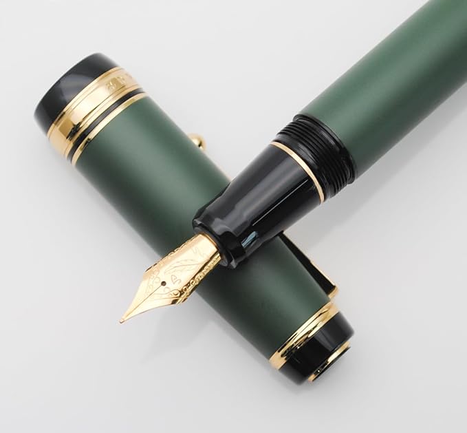 xixixiaozhu Metal Big Fountain Pen Set Medium Nib 0.7mm, Includes Ink Refill Converter, 5 Ink Cartridges & Gift Box (Medium Nib 0.7mm, Matte Green)