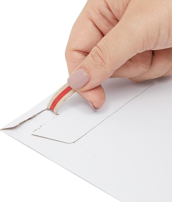 Juvale Mailing Envelopes - 9.5 x 12.5 in, White, 25-Pack - Rigid Flat Mailers with Peel & Seal Closure - Photo & Document Mailers - Cardboard Envelopes for Comic Book Shippers