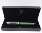 xixixiaozhu Metal Big Fountain Pen Set Medium Nib 0.7mm, Includes Ink Refill Converter, 5 Ink Cartridges & Gift Box (Medium Nib 0.7mm, Matte Green with Silvery Clip)