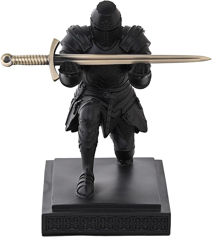 NCQIXIAO Templar Vanguard Soldier Pen Holder Pencil Stand Desk Organizers and Accessories as Gift for Medieval Warrior Enthusiast (Black)