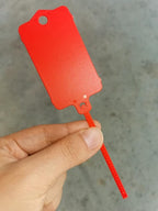 100pcs Reusable Blank Plastic Tags Ties Key Tags 1.45"*2.48" Serrated Tension Sealing Strap with Large Label Plastic Tie Mark Label Waterproof Hang Sign Write on Tag (Red, 100pcs)