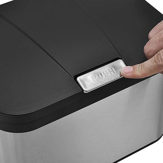 Dullrout Compost Bin for Countertop, Compost Bucket Indoor Sealed, Food Waste Caddy, 1.13 Gallon Kitchen Compost Container with Lid, Compact and Easy Clean, Black Matte