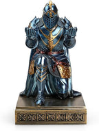 HDMbigmi King's Guard Leader Cloak Warrior Knight Pen Holder Mobile Phone Stand, Ornament Knight Statue, Pen Stand Paperweight for Office and Home (Blue)