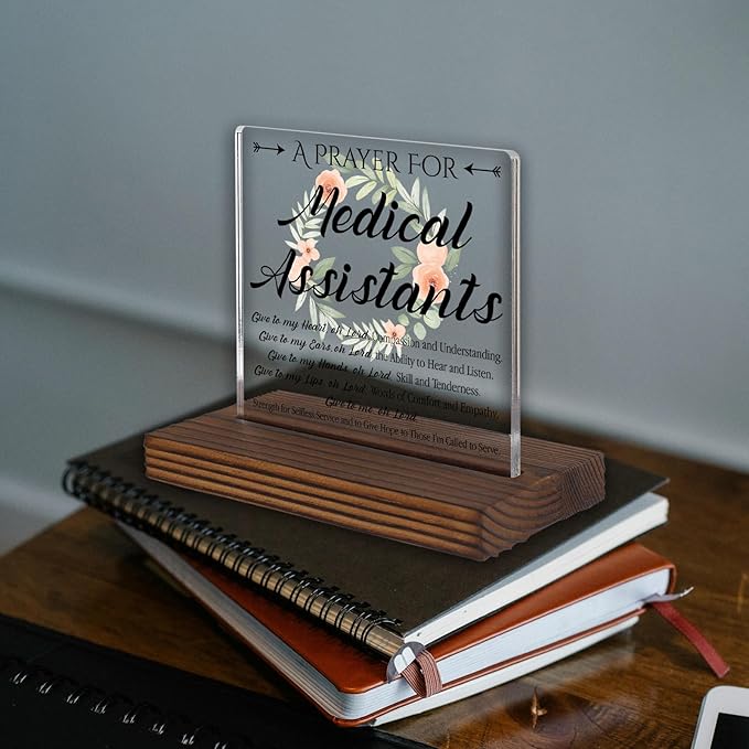 Medical Assistant Prayer Desk Sign, Inspirational Christian Gift for Healthcare Workers Graduation Birthday Christmas, Faith-Based Office Decor for MA Appreciation and Support PA115