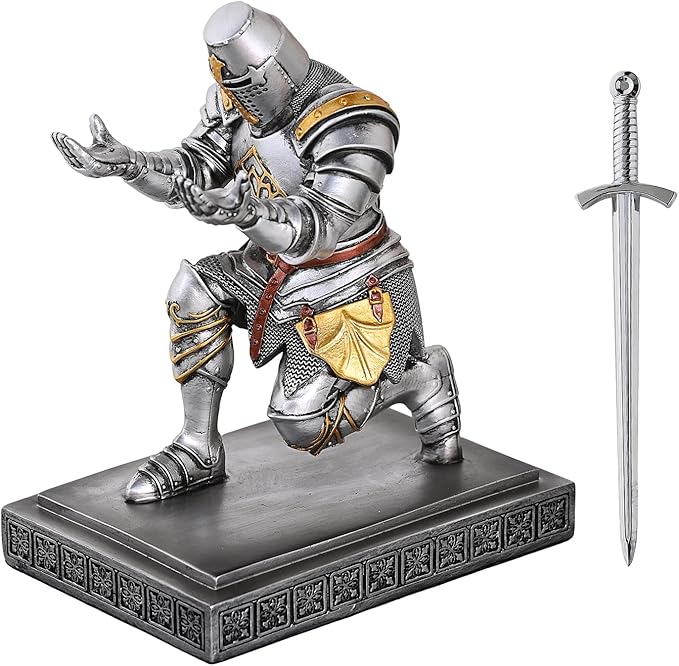 NCQIXIAO Templar Vanguard Soldier Pen Holder Pencil Stand Desk Organizers and Accessories as Gift for Medieval Warrior Enthusiast (Silver)