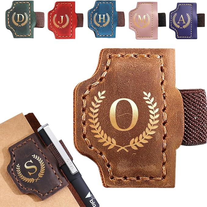 Personalized Bygone Mark Bookmark with Pen Holder, Leather Magnetic Bookmark 26 Letters,Gifts for Book Lovers, Readers, Leather Book Marks for Men Women (Brown, O)