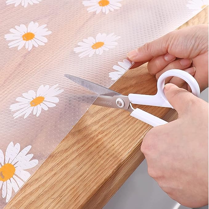 Daisy Shelf Liner for Kitchen Cabinets – Non-Adhesive, Non-Slip Drawer & Refrigerator Liner – Waterproof, Washable Cabinet Mat Floral Pattern, Easy to Cut & Install – Fits Pantry, Bathroom, Office