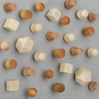 Push Pins，LYroo 200 Pcs Flower Thumb Tacks Wood Pin Board Map Tacks Marking Pins Assorted Colors Push Pin Clips for Cork Board Cute Desk Decor Accessories for Women Office Teacher Supplies