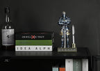 Amoysanli Knight Pen Stand Decoration Resin Pen Holder Art Craft Paperweight for Desktop Organizer Festival Gifts for Boyfriend Husband Dad Son(Blue)