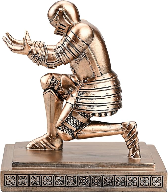 HDMbigmi Knight Pen Holder Pen Stand Desk Organizers and Accessories Resin Pencil Holder as Gift with a Fancy Pen for Office and Home Desk Organizer (Bronze)