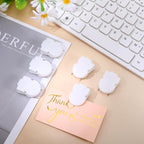 MveLwodx 25 Pcs White Cubicle Clips for Fabric Walls, Cubicle Hooks Cubical Office Accessories for Works, Cork Board Fabric Clips for Hanging Desk Organization Picture Note Memo Office Photos Wall