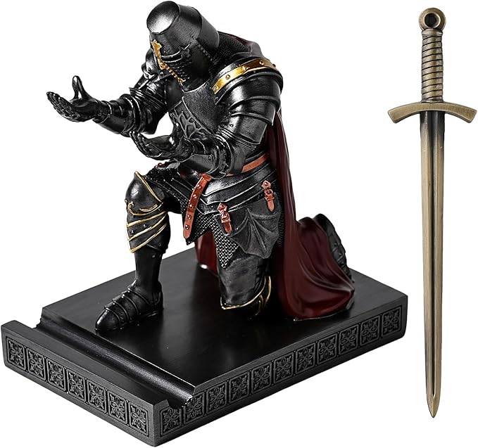 NCQIXIAO Medieval Templar Vanguard Officer Knight Pen Holder Pen Stand Desk Organizers and Accessories Resin Mobile Phone Stand as Gift for Office and Home Desk Organizer (Iron)
