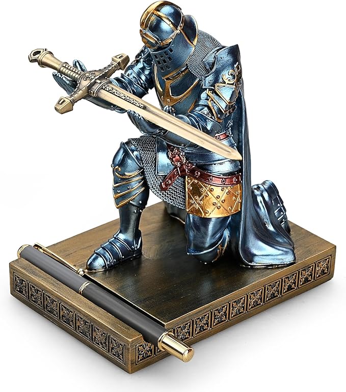 HDMbigmi King's Guard Leader Cloak Warrior Knight Pen Holder Mobile Phone Stand, Ornament Knight Statue, Pen Stand Paperweight for Office and Home (Blue)