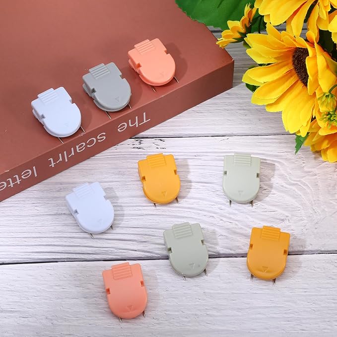 25 Pcs Maillard Color Cubicle Clips for Fabric Walls, Cubicle Hooks Cubical Office Accessories for Works, Cork Board Fabric Clips for Hanging Desk Organization Picture Note Memo Office Photos Wa