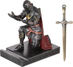 HDMbigmi King's Guard Leader Cloak Warrior Knight Pen Holder Mobile Phone Stand, Ornament Knight Statue, Pen Stand Paperweight for Office and Home (Iron)