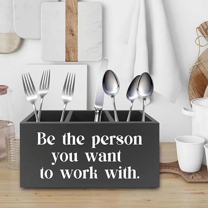 XPH Be the Person You Want to Work with Inspirational Pen Pencil Holder Organizer for Desk, Inspirational Gifts for Women Men, Motivational Wooden Box Sign for Home Office Desk Tabletop Decorations
