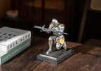 NCQIXIAO Templar Vanguard Soldier Pen Holder Pencil Stand Desk Organizers and Accessories as Gift for Medieval Warrior Enthusiast (Silver)