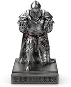 HDMbigmi King's Guard Leader Cloak Warrior Knight Pen Holder Mobile Phone Stand, Ornament Knight Statue, Pen Stand Paperweight for Office and Home (Silver)
