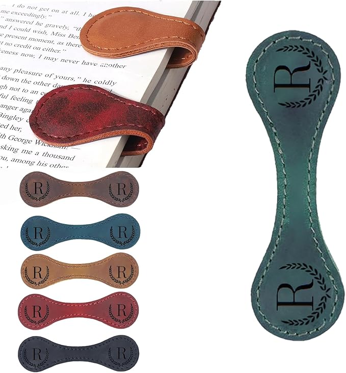Personalized Magnetic Leather Bookmark, 26 Letters Custom Leather Bookmarks, Handmade, Leather Magnetic Bookmark for Book Lovers Readers Women Kid(Green，R）