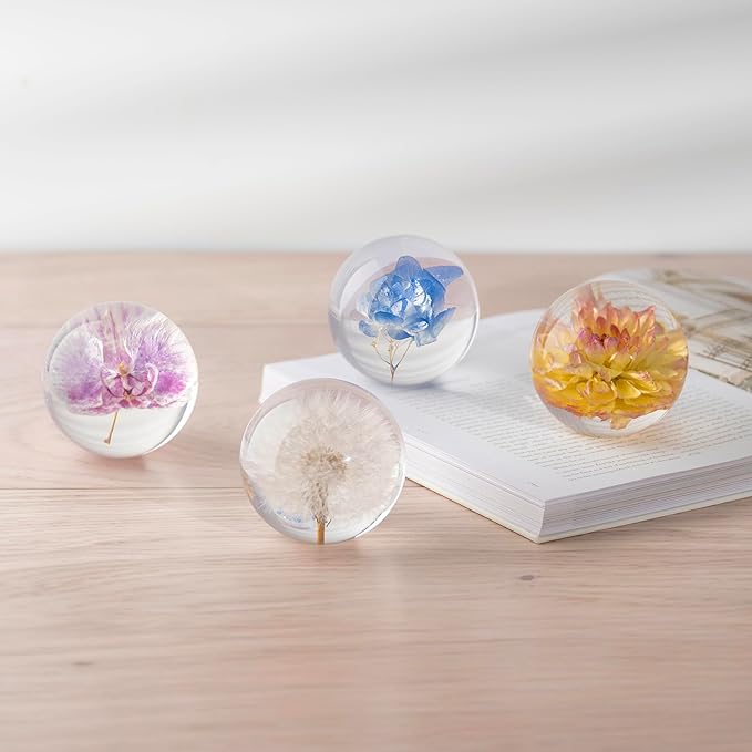 NouvoCrescent Real Blue Hydrangea Paperweight - Home Decor Crystal Resin Ball 3.14in (80mm) - Clear Blue Hydrangea Flower Globe for Special Days - Sphere Figurine Office Paperweight w/Flat Bottom