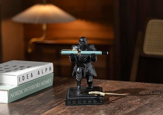 NCQIXIAO Templar Vanguard Soldier Pen Holder Pencil Stand Desk Organizers and Accessories as Gift for Medieval Warrior Enthusiast (Black)