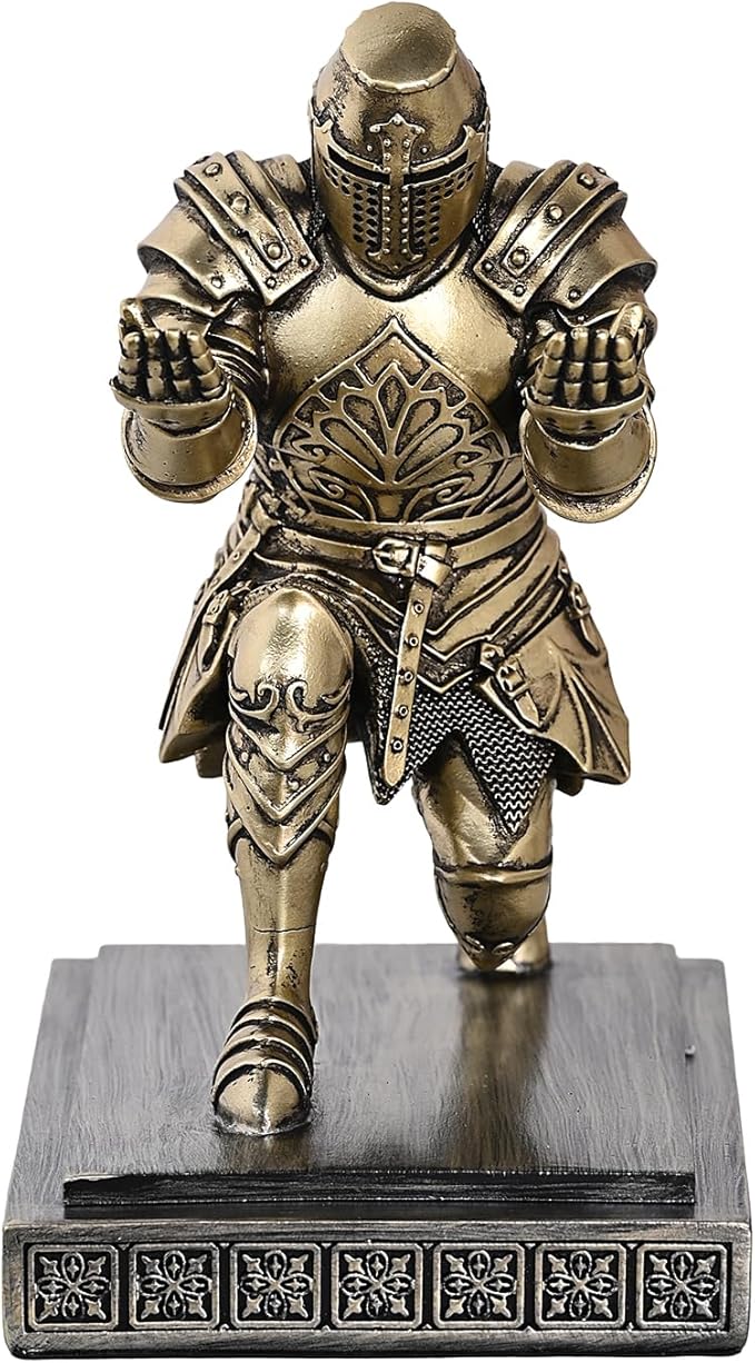 NCQIXIAO Templar Vanguard Soldier Pen Holder Pencil Stand Desk Organizers and Accessories as Gift for Medieval Warrior Enthusiast (Bronze)