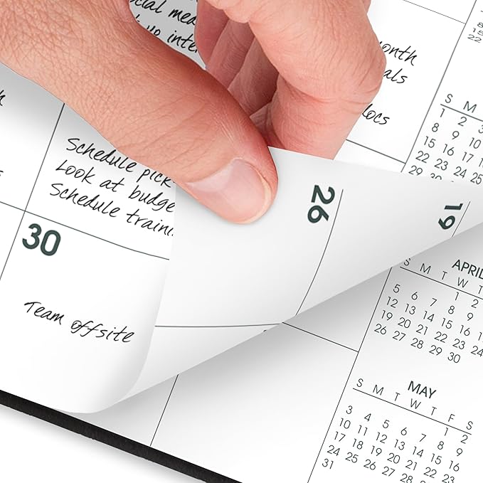AT-A-GLANCE 2026 Planner, Monthly, 7" x 8-3/4", Medium, Easy Viewing Large Print, Black (70LP090526)