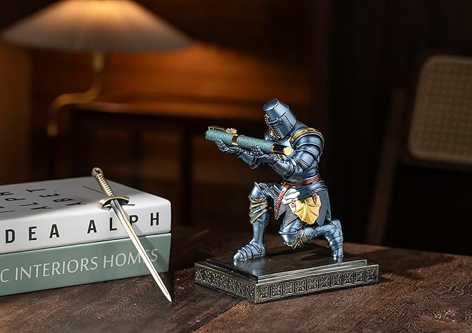 NCQIXIAO Templar Vanguard Soldier Pen Holder Pencil Stand Desk Organizers and Accessories as Gift for Medieval Warrior Enthusiast (Blue)