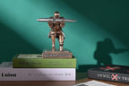 HDMbigmi Knight Pen Holder Pen Stand Desk Organizers and Accessories Resin Pencil Holder as Gift with a Fancy Pen for Office and Home Desk Organizer (Bronze)