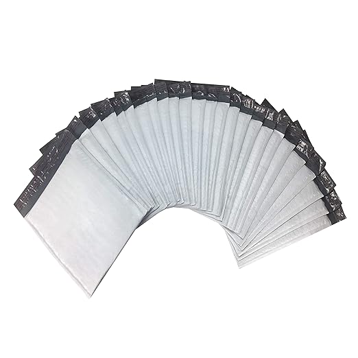 Amazon Basics Poly Self-Seal Bubble Mailer, 10.5" x 16" (Internal Size - 10.25" x 15"), 25-Pack, White/Grey