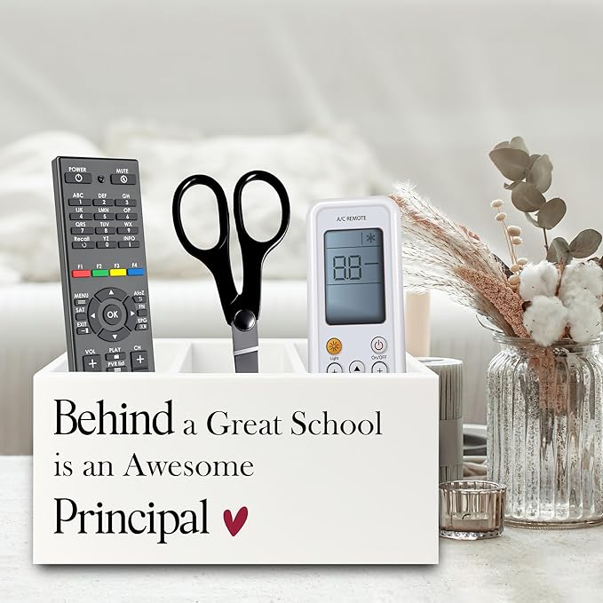 XPH Principal Gifts Pen Pencil Holder Organizer for Desk, Gifts for Principals Women Men, Behind a Great School Is an Awesome Principal Wooden Box Sign for Office Workplace Desk Tabletop Decorations
