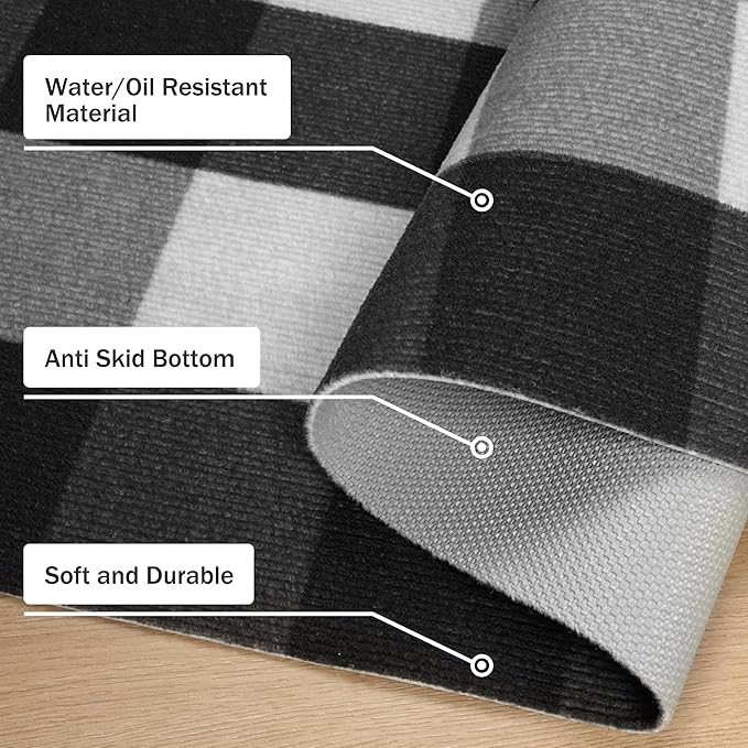 GENIMO Checkered Rug 27.5x44 inches Black and White Outdoor Rug Buffalo Plaid Rugs Mat Fall Doormats Washable Rug for Front Porch Decor Indoor Entrance Patio Balcony Entryway