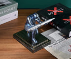 HDMbigmi Knight Pen Holder Pen Stand Desk Organizers and Accessories Resin Pencil Holder as Gift with a Fancy Pen for Office and Home Desk Organizer (Blue)