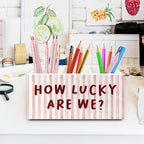 XPH Pink Inspirational Pen Pencil Holder Organizer for Desk, Thank You Gifts for Women, Pink Striped How Lucky Are We Motivational Wooden Box Sign for Home Office Desk Tabletop Decorations