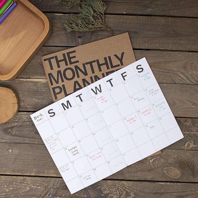 The Monthly Planner Undated (Medium x 1 Pack)