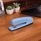 Swingline Stapler, 30 Sheet Capacity, 747 Business Stapler, Jam Free, Metal, Electric Blue (74722)