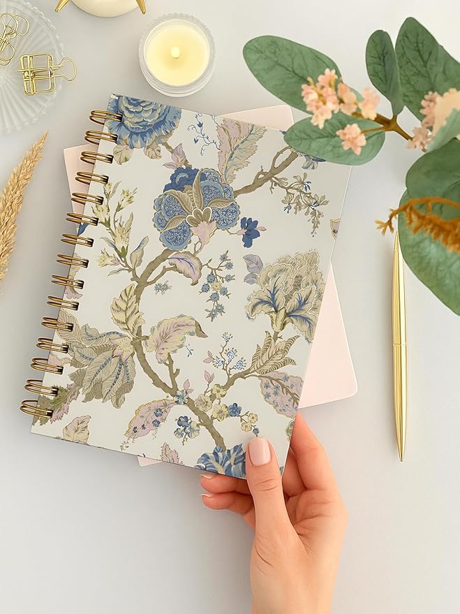 BitKan Vintage Blue Floral Spiral Notebook, Classic English Cottagecore Floral Journal, Pretty Flower Journal for Women, Traditional Botanical Flower Notebook 5.5x8.3 Inch-371