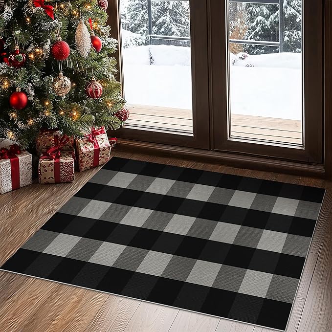 GENIMO Checkered Rug 27.5x44 inches Black and White Outdoor Rug Buffalo Plaid Rugs Mat Fall Doormats Washable Rug for Front Porch Decor Indoor Entrance Patio Balcony Entryway